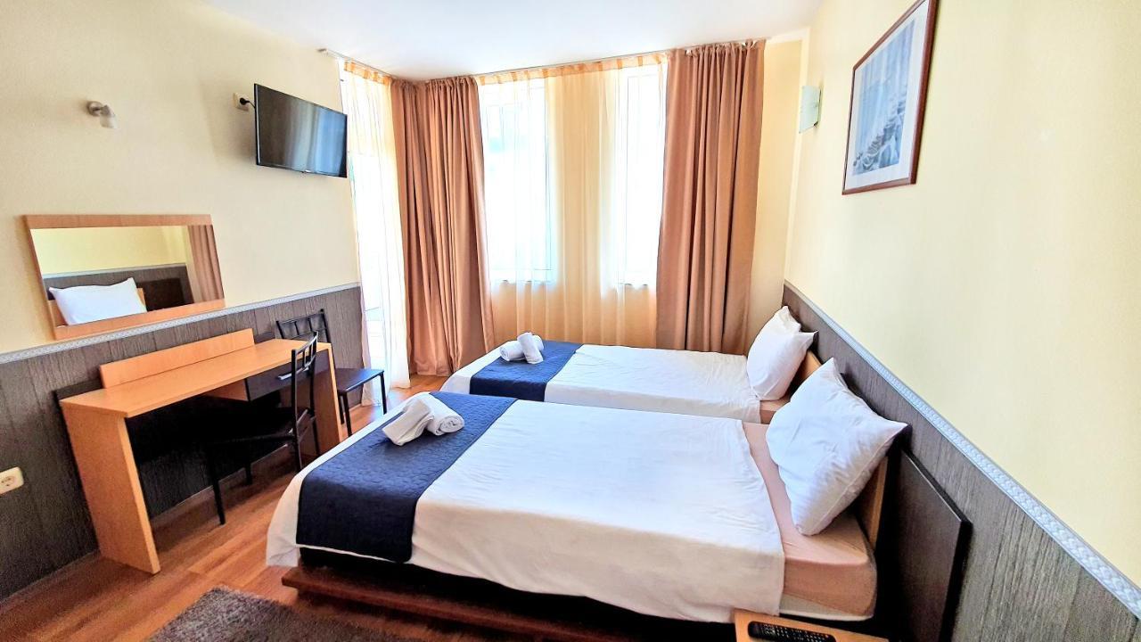 Favorit Aparthotel Sunny Beach Exterior photo