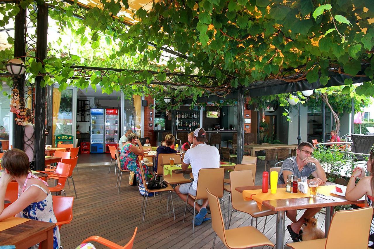 Favorit Aparthotel Sunny Beach Exterior photo