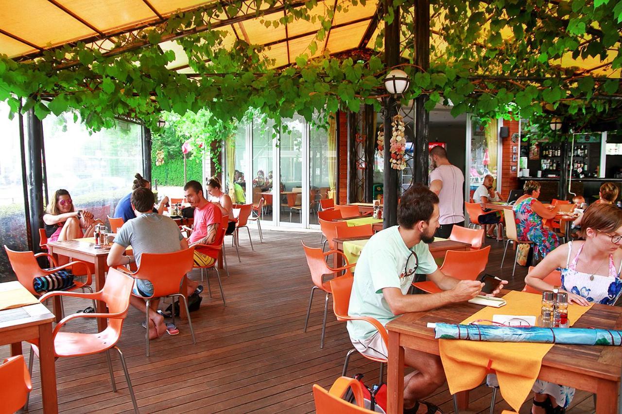 Favorit Aparthotel Sunny Beach Exterior photo